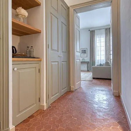 Alberti 1740 Boutique 4* מאהון