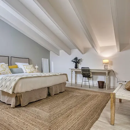 Alberti 1740 Boutique Отель Маон