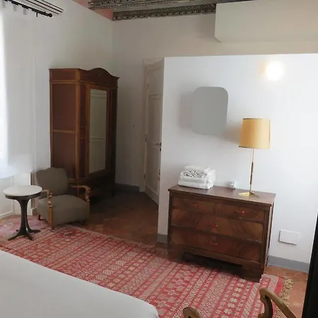 Alberti 1740 Boutique 4* מאהון