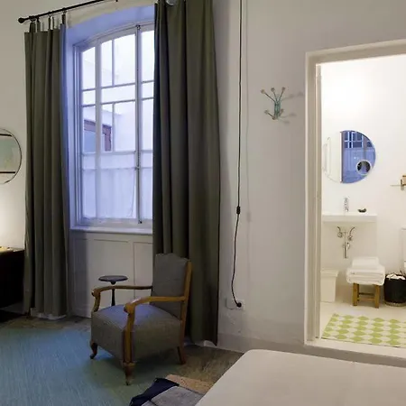 Alberti 1740 Boutique 4* מאהון